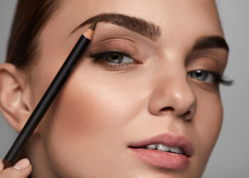 Mastering The Perfect Eyebrow Arch