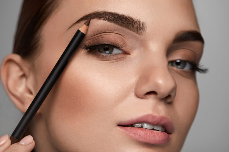 Mastering The Perfect Eyebrow Arch